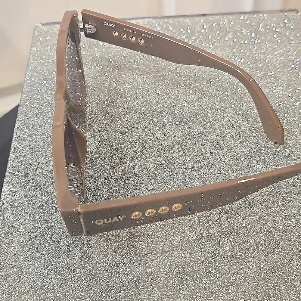 Quay Australia No Apologies‎ Sunglasses- Doe/Brown